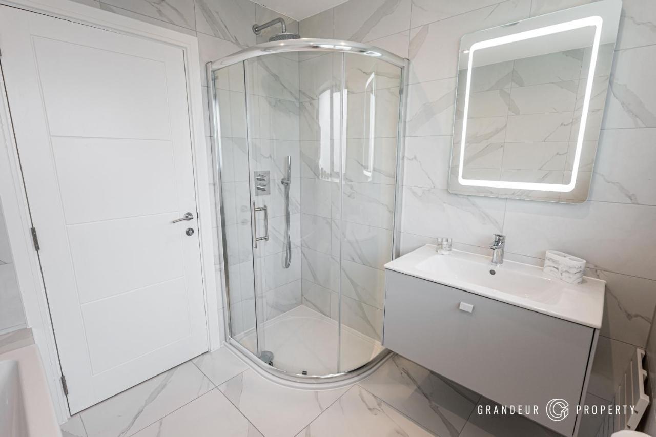 Carbery Ridge By Grandeur Property บอร์นมัธ ภายนอก รูปภาพ